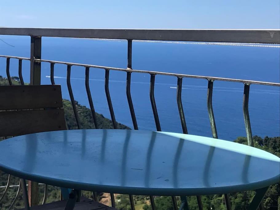 הוילה ורנאצה La Finestra Sul Mare A Drignana מראה חיצוני תמונה